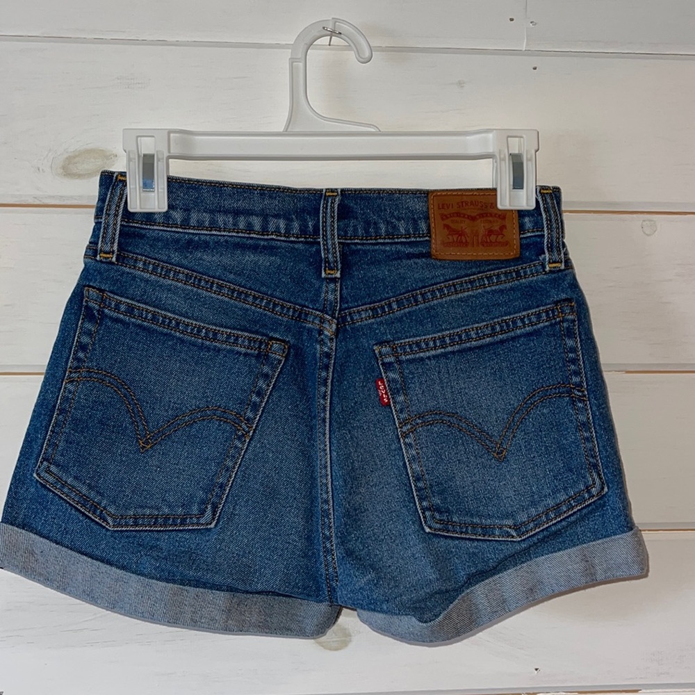 Levi’s shorts